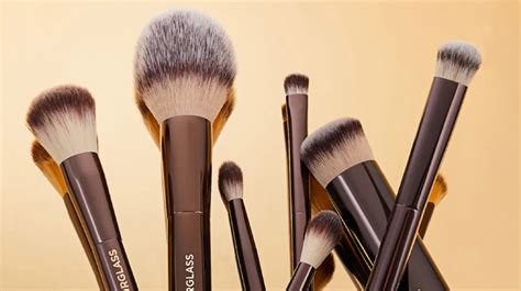 16 Best Makeup Brush Sets, According to a Celebrity Makeup